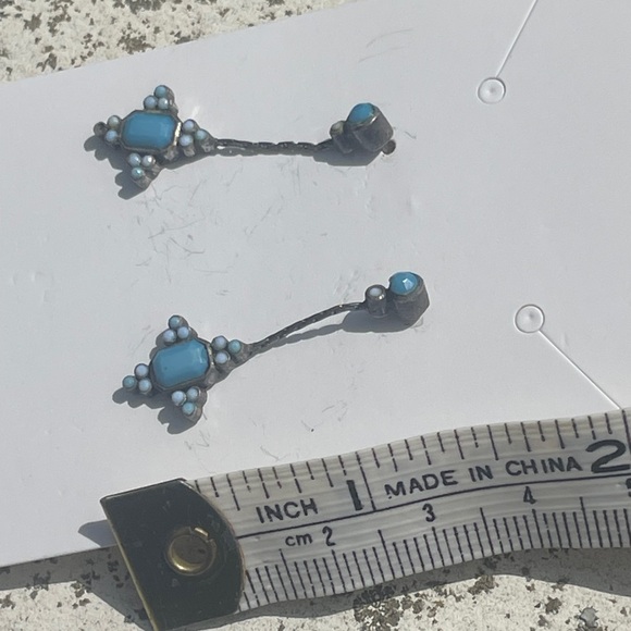 2 pair Geometric Earrings Set - Picture 9 of 9